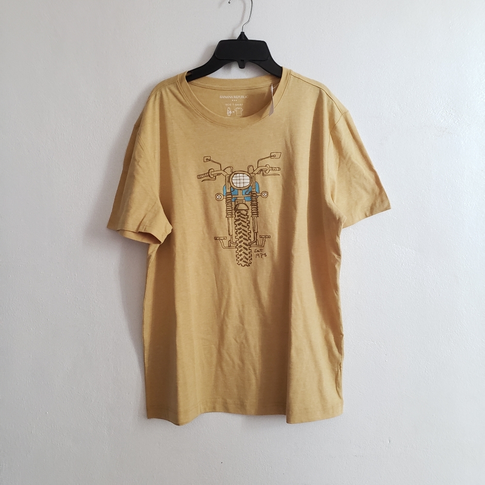 Banana republic eco tshirt